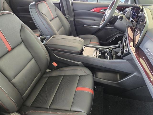 new 2025 Chevrolet Traverse car, priced at $54,865
