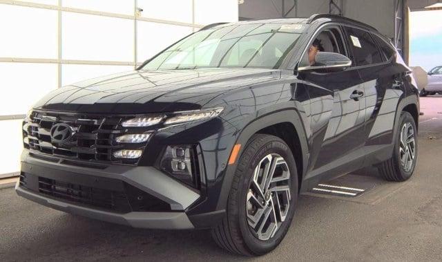used 2025 Hyundai TUCSON Hybrid car, priced at $36,991