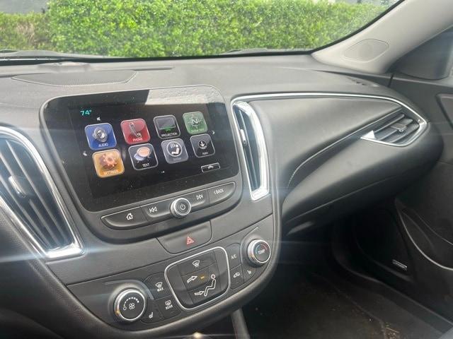 used 2018 Chevrolet Malibu car, priced at $15,991