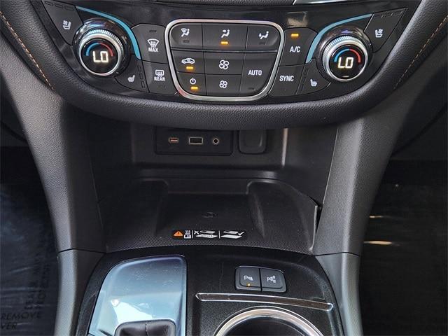 used 2022 Chevrolet Equinox car, priced at $22,791