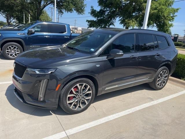 used 2023 Cadillac XT6 car, priced at $40,291