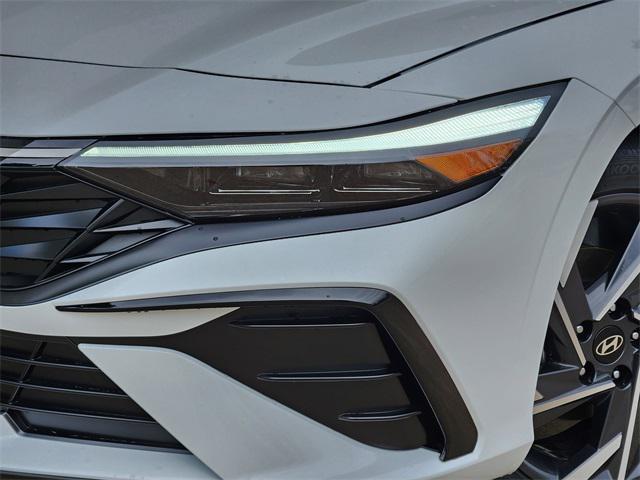 new 2025 Hyundai ELANTRA HEV car, priced at $32,070