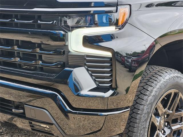 new 2025 Chevrolet Silverado 1500 car, priced at $57,605
