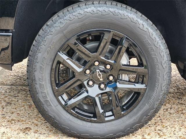 new 2025 Chevrolet Silverado 1500 car, priced at $57,605