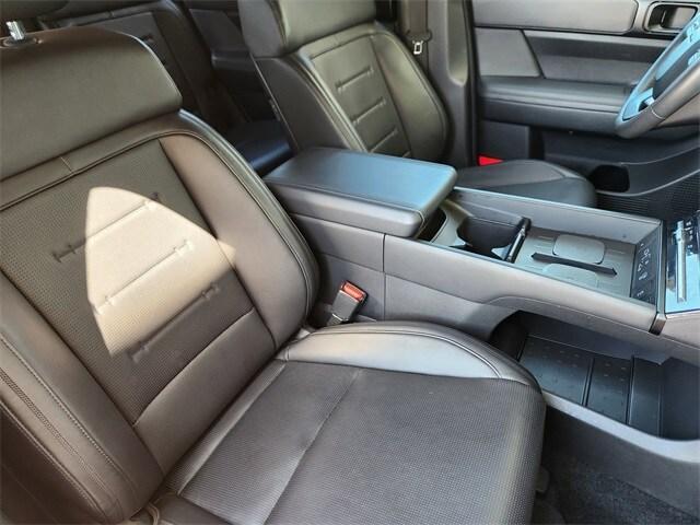 used 2024 Hyundai Santa Fe car, priced at $42,991