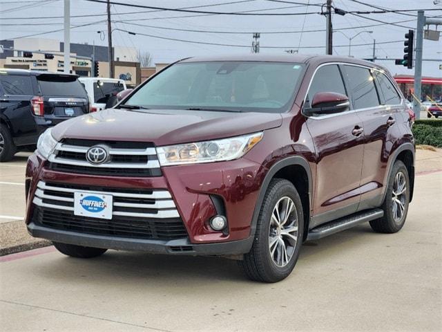 used 2019 Toyota Highlander car, priced at $22,791