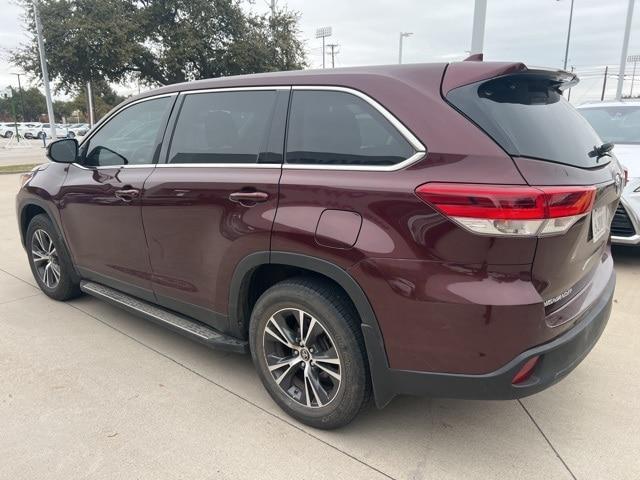 used 2019 Toyota Highlander car, priced at $24,491