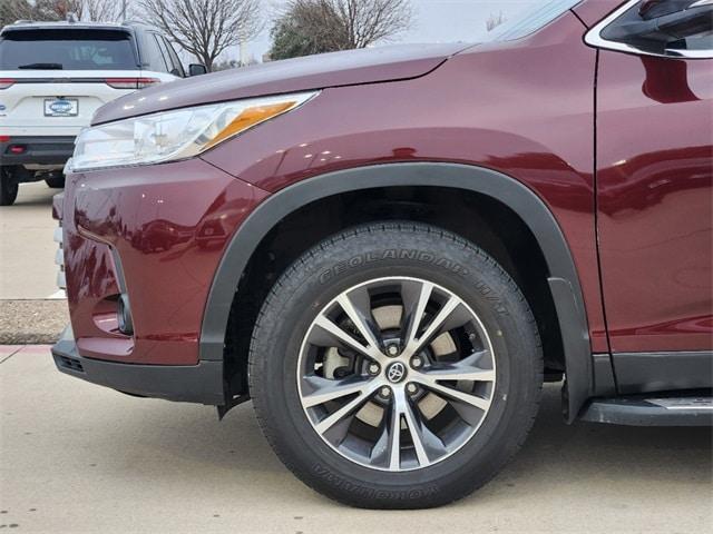 used 2019 Toyota Highlander car, priced at $22,791