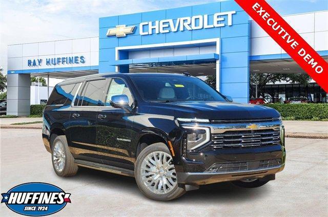 new 2025 Chevrolet Suburban car