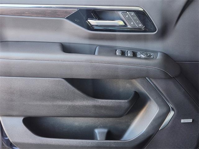 new 2025 Chevrolet Suburban car, priced at $87,734