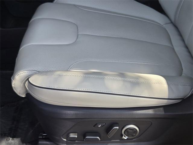 used 2024 Hyundai Palisade car, priced at $42,291