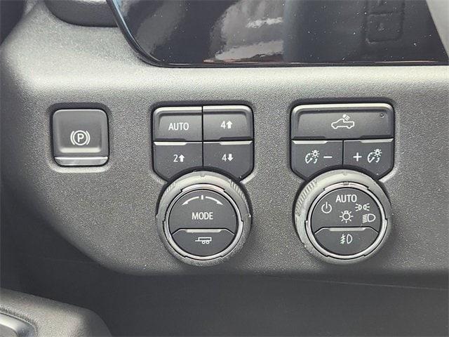 new 2025 Chevrolet Silverado 1500 car, priced at $58,579