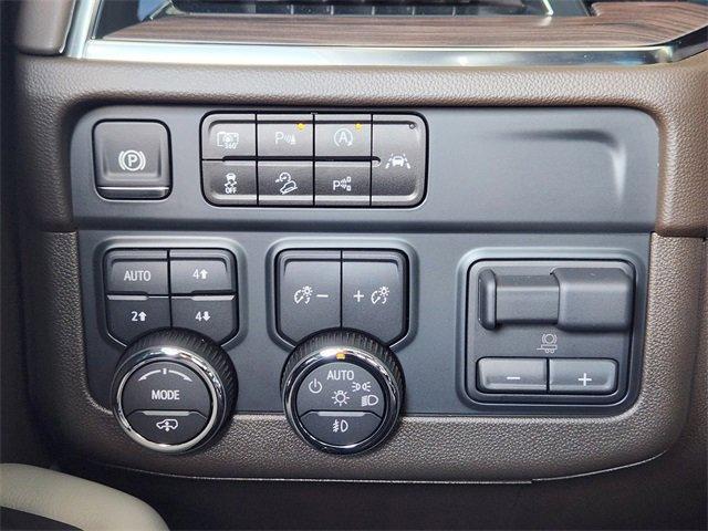 new 2025 Chevrolet Suburban car, priced at $89,959