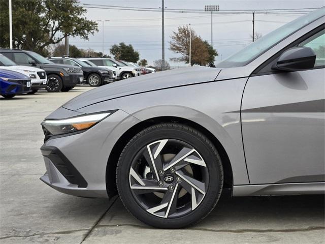 new 2025 Hyundai Elantra car, priced at $24,665