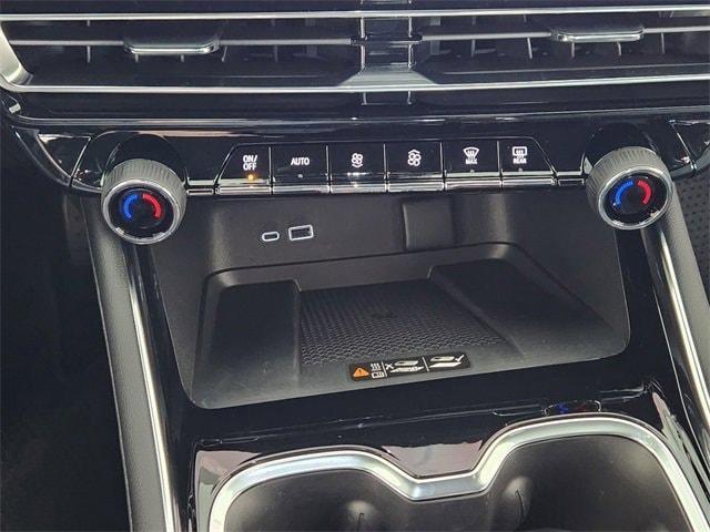 new 2026 Chevrolet Traverse car, priced at $50,783