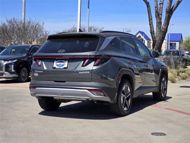 new 2025 Hyundai TUCSON Hybrid car
