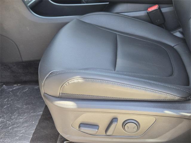 new 2025 Hyundai TUCSON Hybrid car
