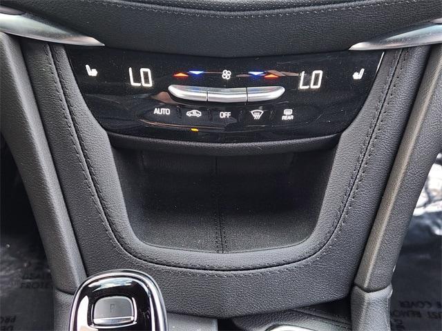 used 2024 Cadillac XT5 car, priced at $35,491