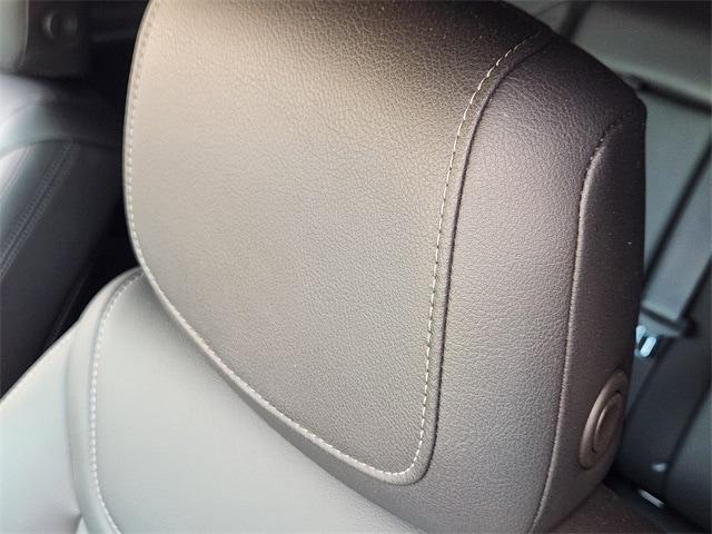 used 2024 Cadillac XT5 car, priced at $35,491