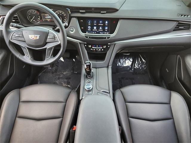 used 2024 Cadillac XT5 car, priced at $35,491