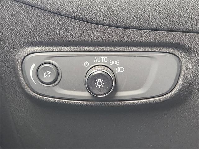 used 2022 Chevrolet Equinox car, priced at $20,991