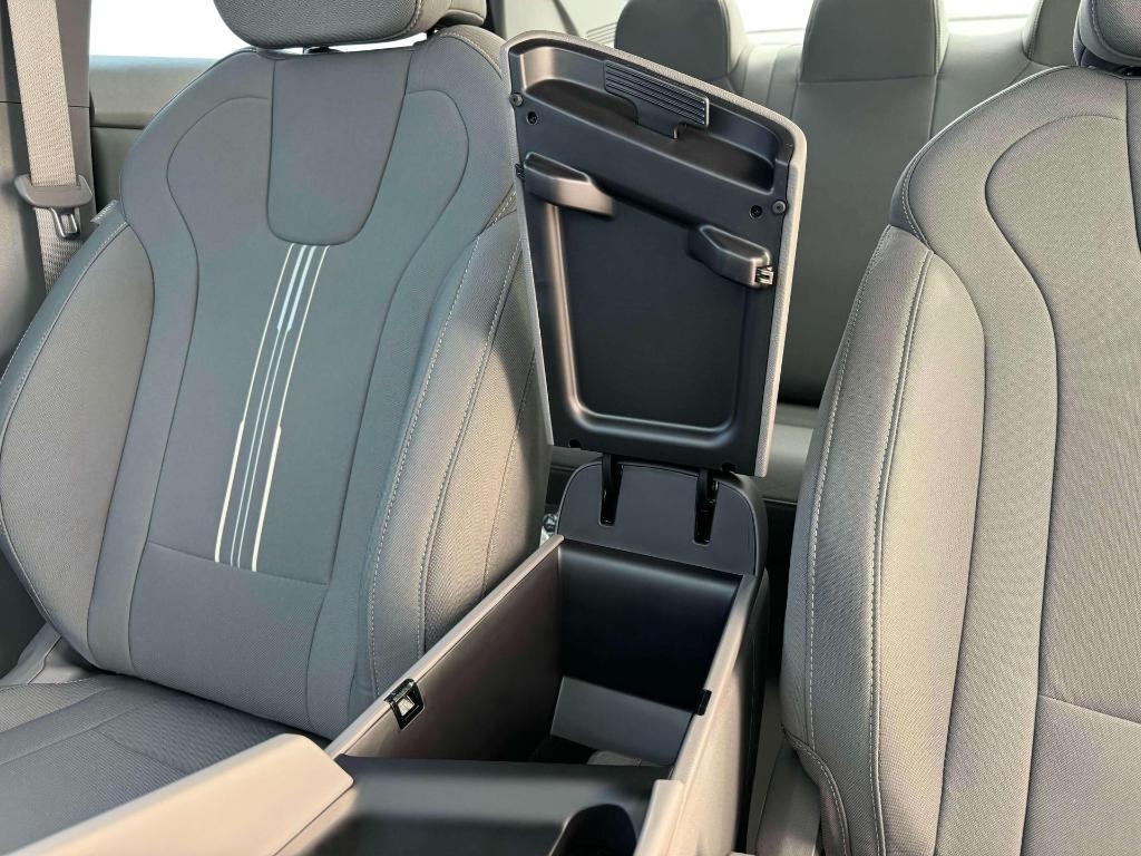 new 2025 Hyundai Elantra car, priced at $25,070