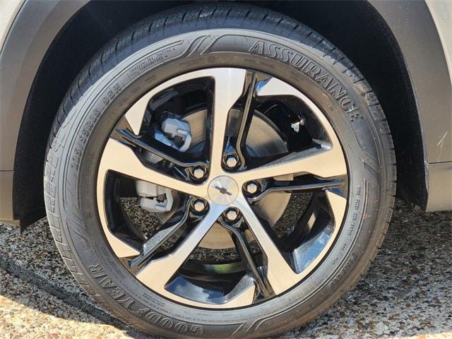 new 2026 Chevrolet Trax car, priced at $25,685