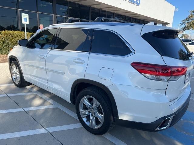 used 2017 Toyota Highlander car, priced at $20,791