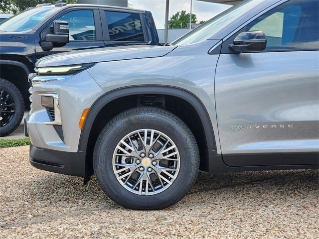 new 2025 Chevrolet Traverse car, priced at $41,381