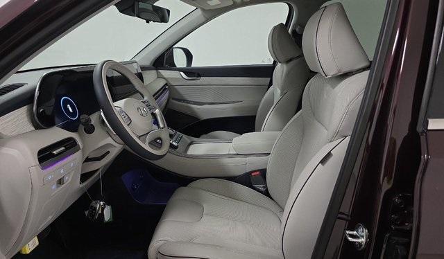 used 2025 Hyundai Palisade car, priced at $50,991