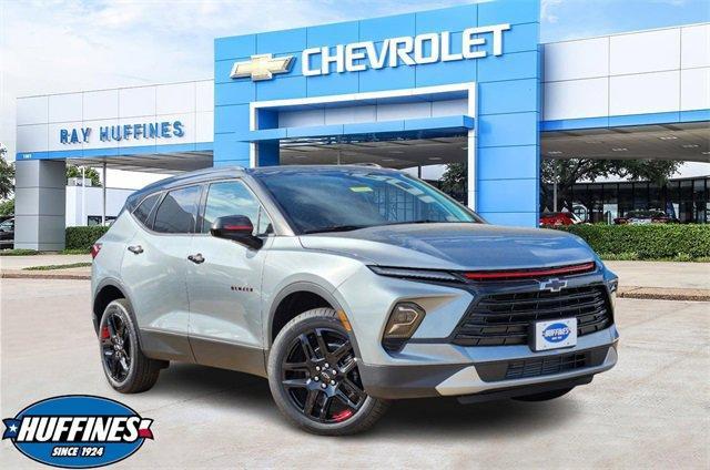 new 2025 Chevrolet Blazer car