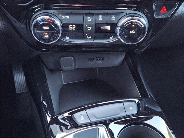 new 2025 Chevrolet Trax car, priced at $24,690