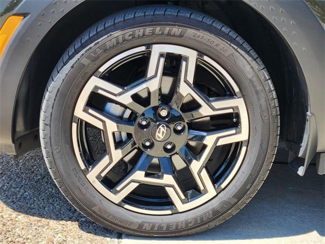 used 2025 Hyundai SANTA CRUZ car, priced at $37,991