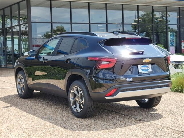 new 2025 Chevrolet Trax car, priced at $24,735
