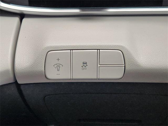 new 2025 Hyundai Elantra car, priced at $28,370