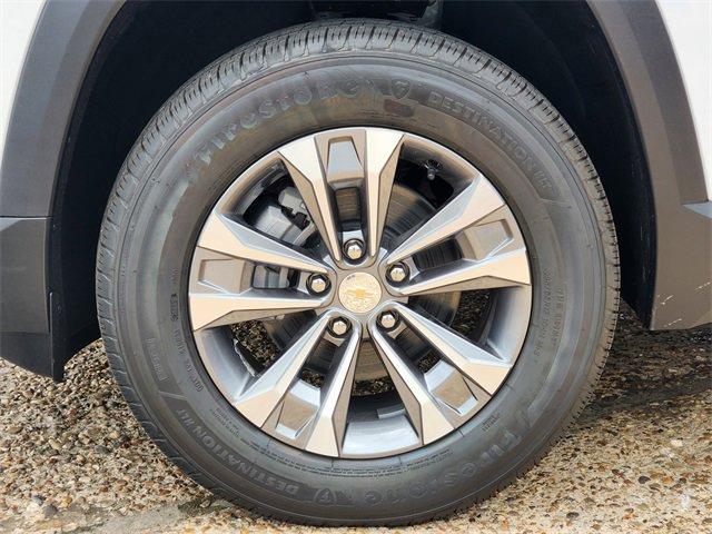 new 2026 Chevrolet Equinox car, priced at $32,243