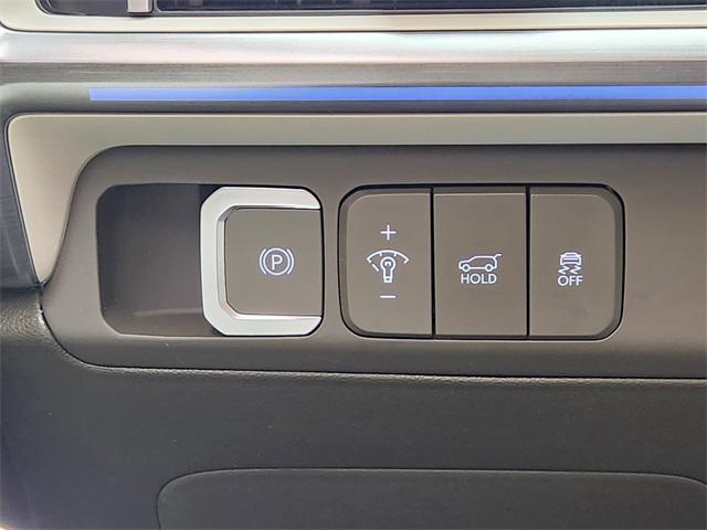 new 2025 Hyundai SANTA FE HEV car, priced at $50,480