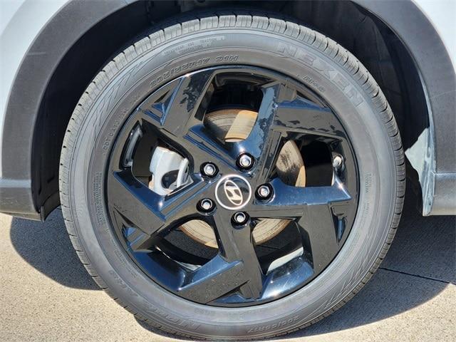 used 2022 Hyundai Venue car, priced at $17,991