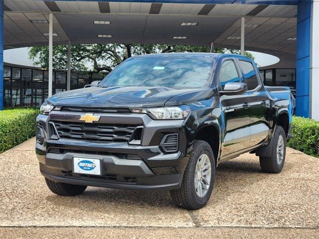 new 2025 Chevrolet Colorado car, priced at $37,854