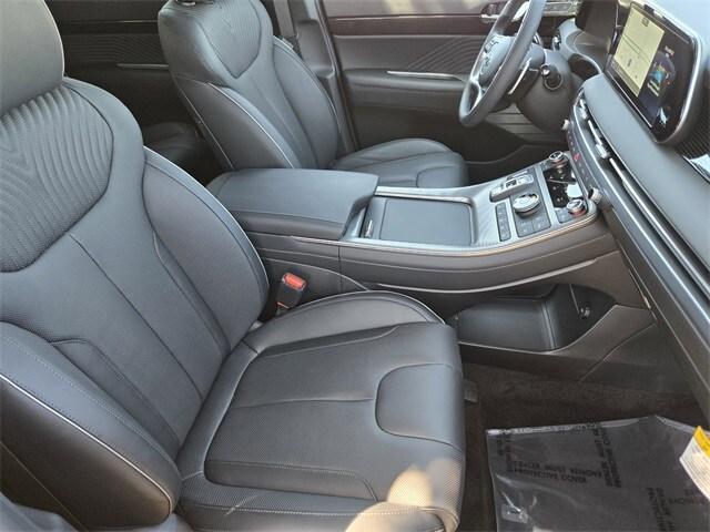 used 2025 Hyundai Palisade car, priced at $48,991