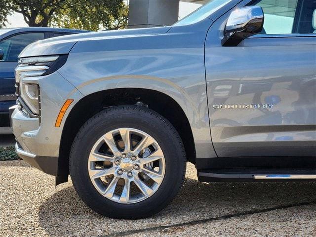 new 2025 Chevrolet Suburban car