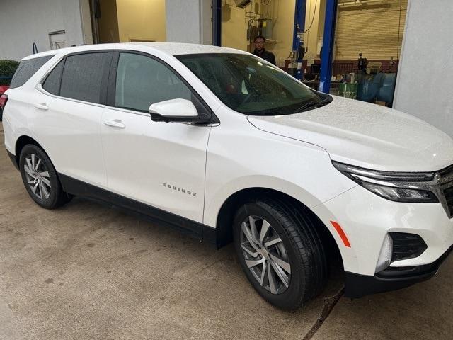 used 2022 Chevrolet Equinox car, priced at $23,491
