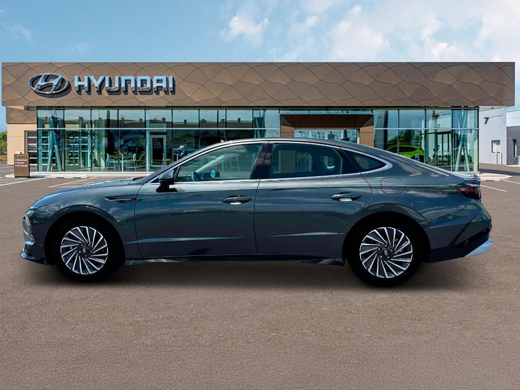new 2025 Hyundai Sonata Hybrid car, priced at $33,065