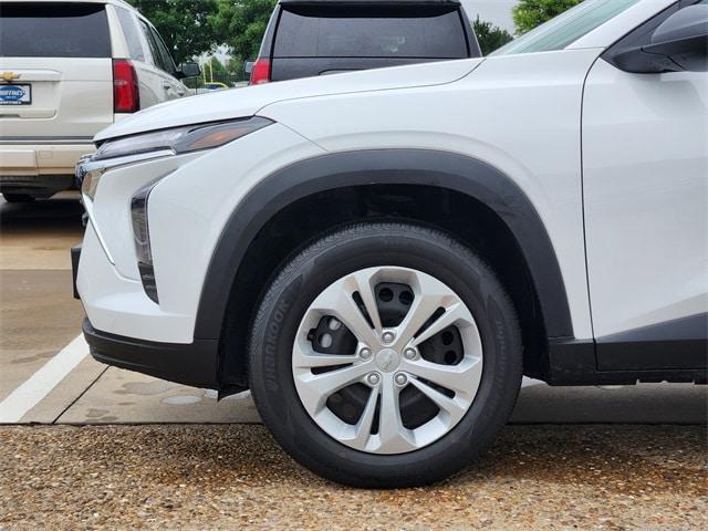 used 2024 Chevrolet Trax car, priced at $22,291
