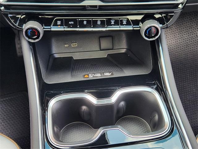 new 2025 Chevrolet Traverse car, priced at $54,426