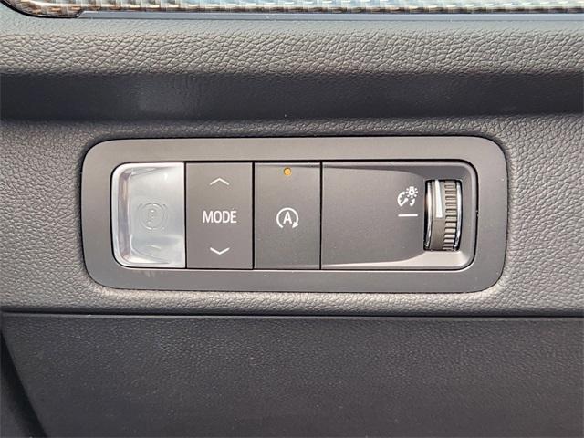 new 2025 Chevrolet Traverse car, priced at $54,426