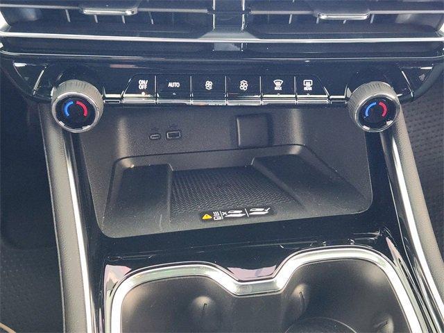 new 2026 Chevrolet Traverse car, priced at $55,115