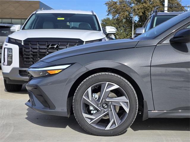 new 2025 Hyundai Santa Fe car, priced at $36,220