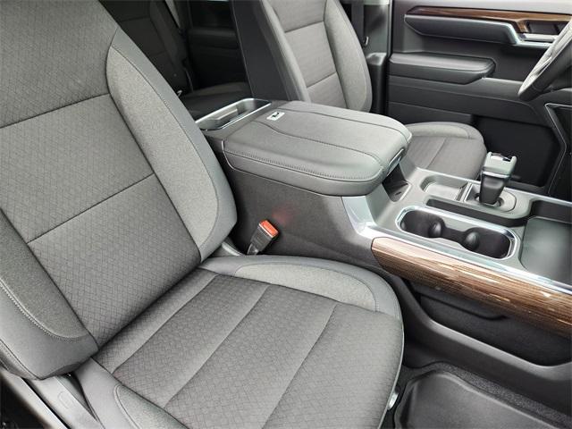 new 2025 Chevrolet Silverado 1500 car, priced at $52,540