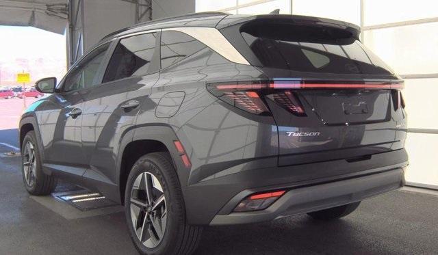 used 2025 Hyundai TUCSON Hybrid car, priced at $33,291
